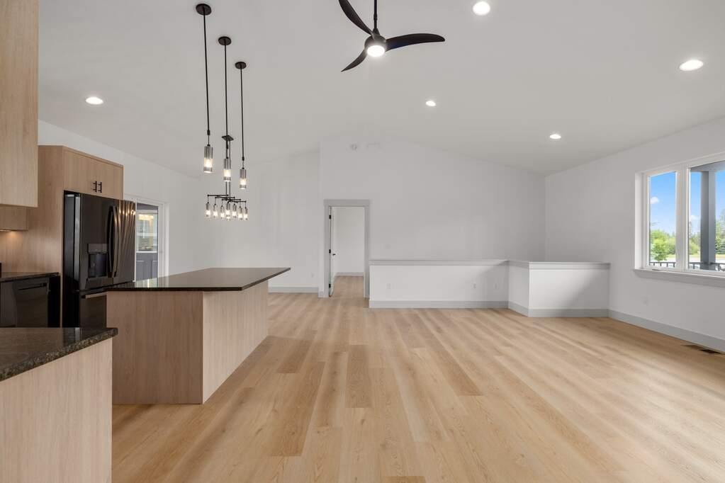 4 Bedroom Single Family Home/House's Image 13