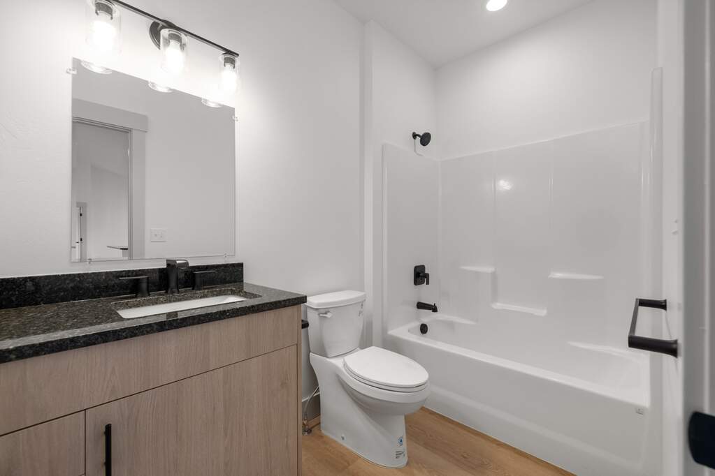4 Bedroom Single Family Home/House's Image 14