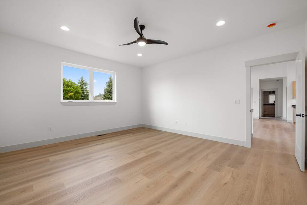 4 Bedroom Single Family Home/House's Image 17