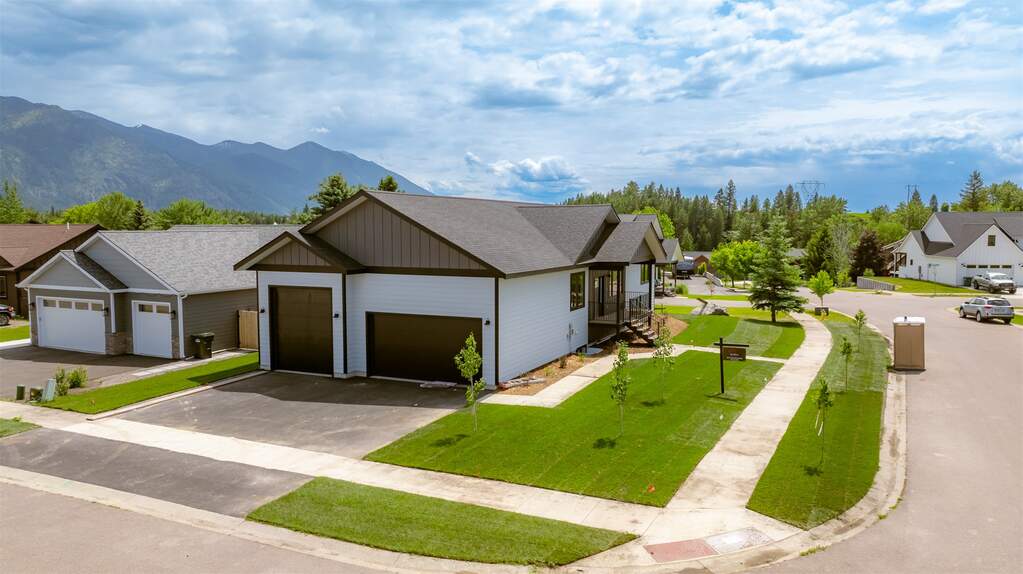4 Bedroom Single Family Home/House's Image 34