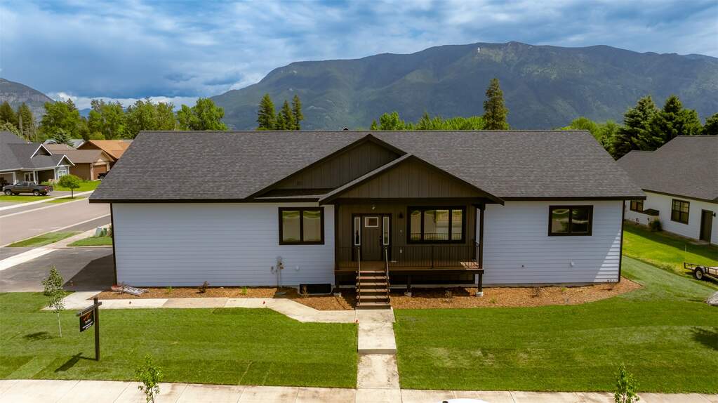 4 Bedroom Single Family Home/House's Image 35