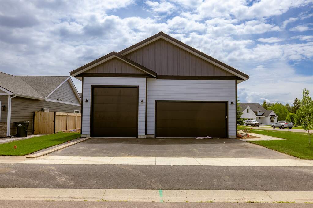 4 Bedroom Single Family Home/House's Image 36