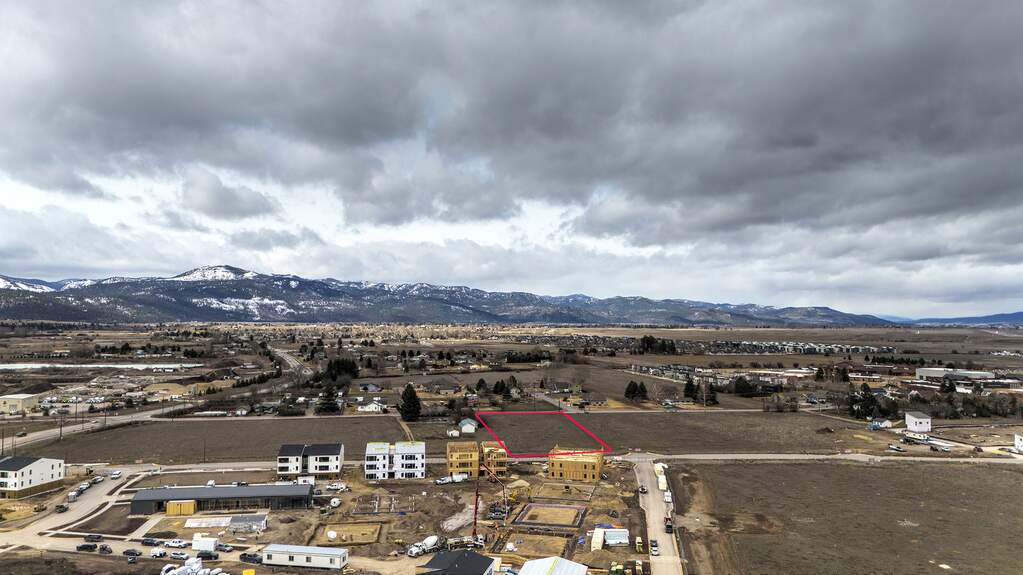 Land/Vacant Land's Image 8
