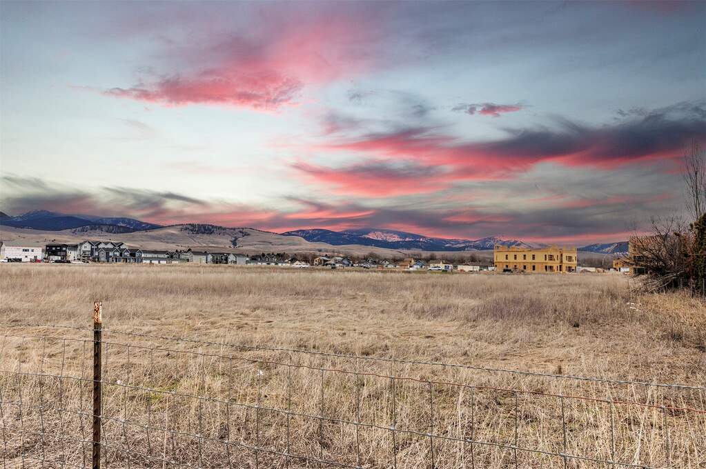 Land/Vacant Land's Image 4