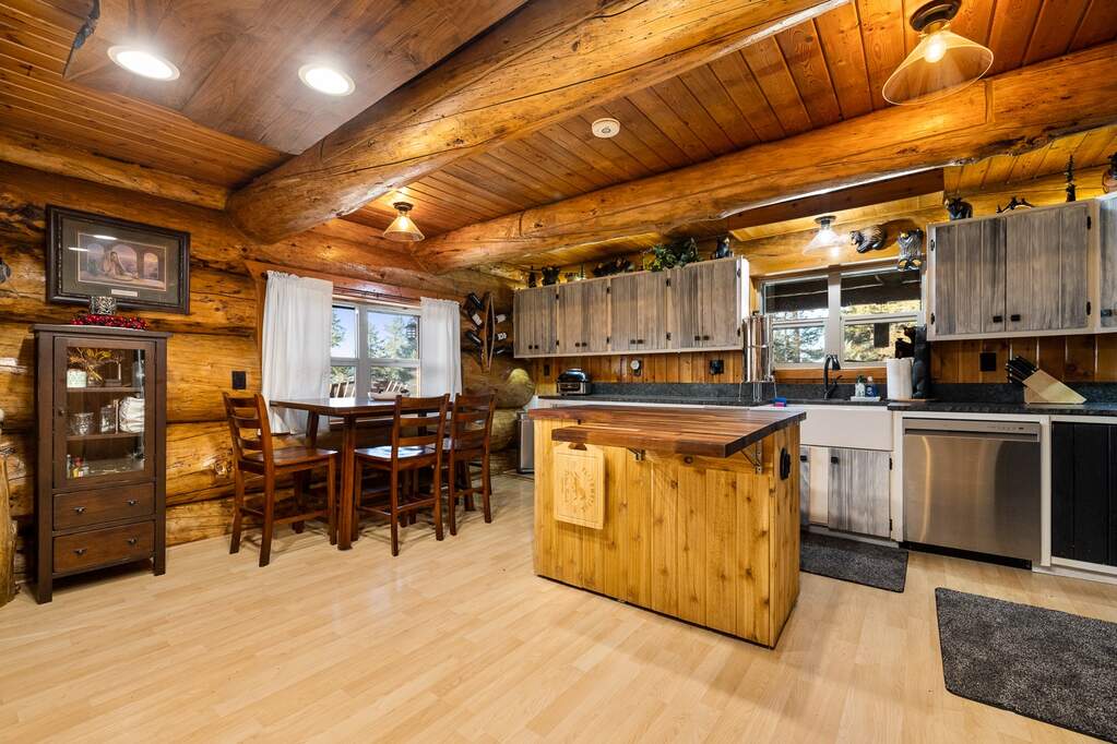3 Bedroom Single Family Home/House's Image 10