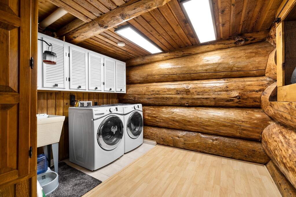 3 Bedroom Single Family Home/House's Image 34