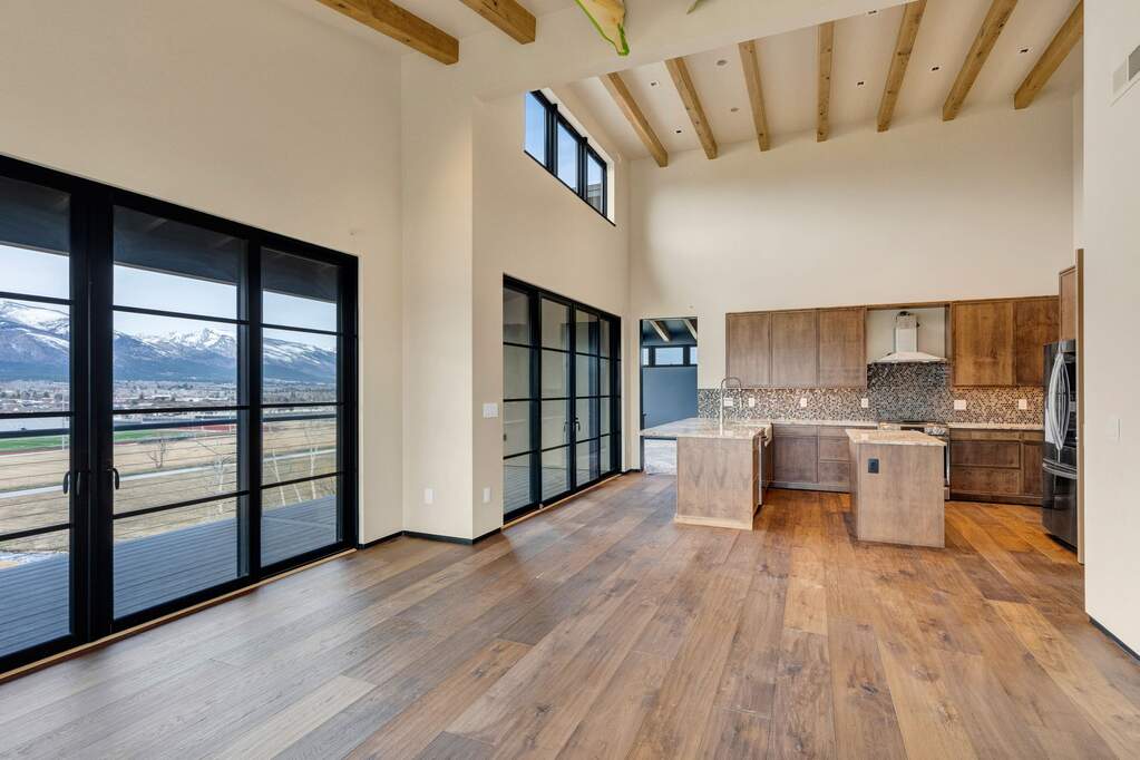 3 Bedroom Single Family Home/House's Image 38