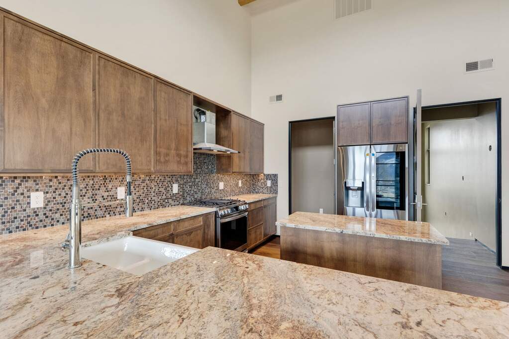 3 Bedroom Single Family Home/House's Image 42