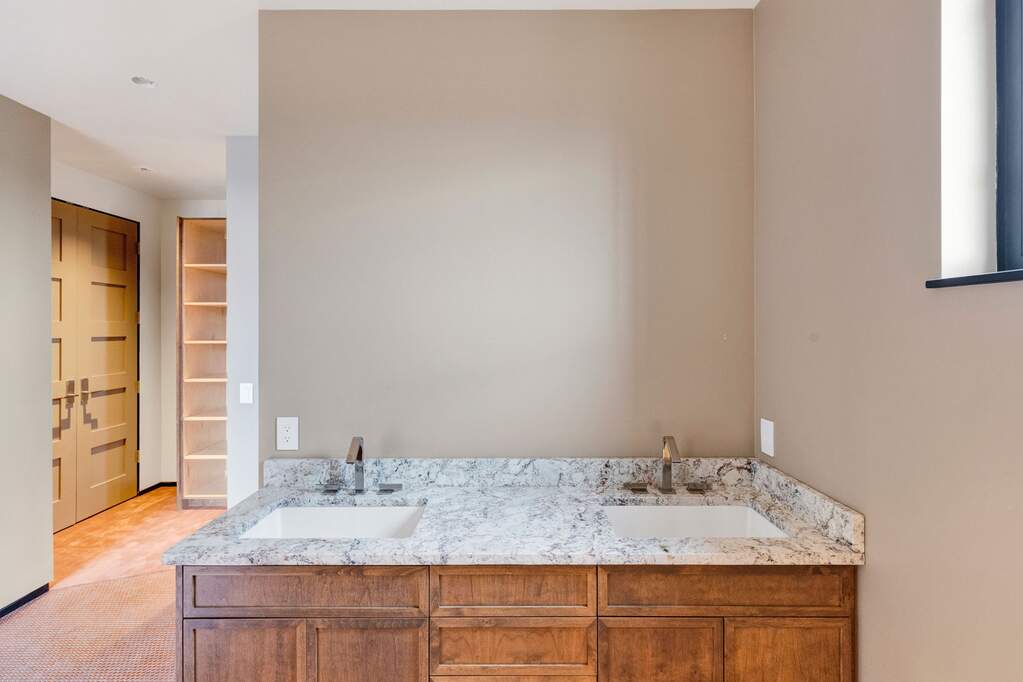 3 Bedroom Single Family Home/House's Image 49