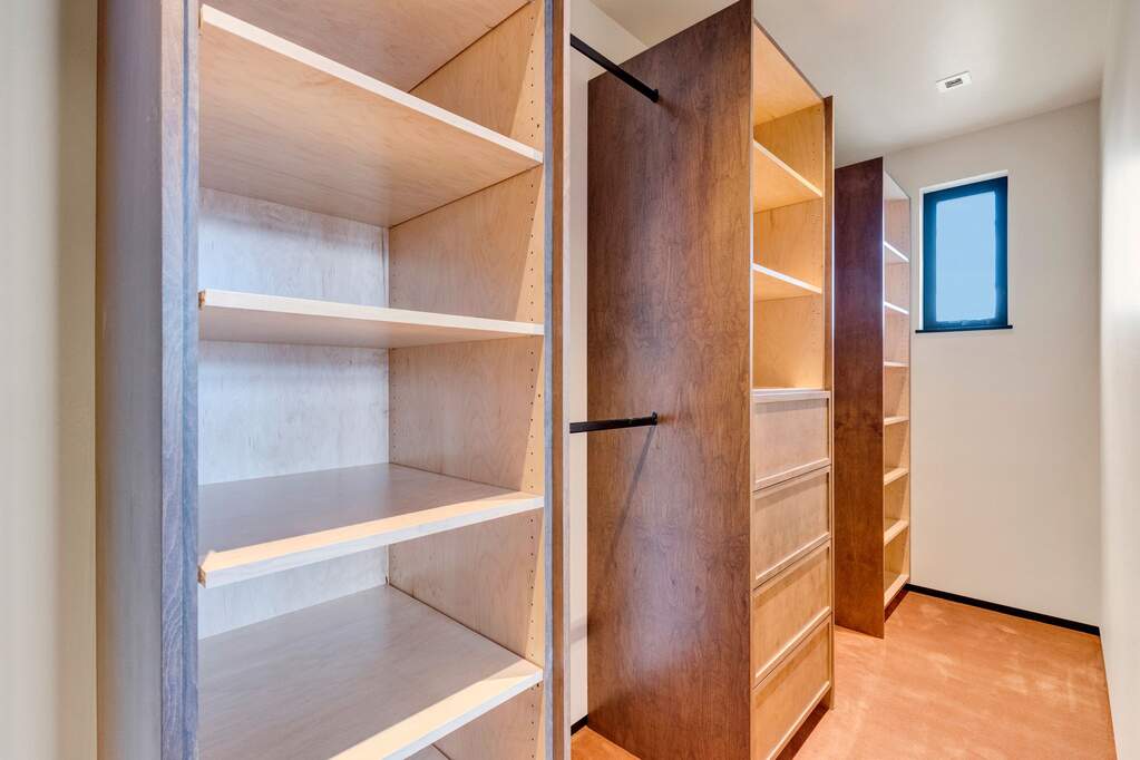 3 Bedroom Single Family Home/House's Image 52