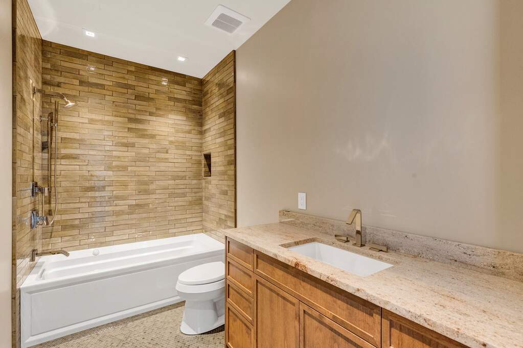 3 Bedroom Single Family Home/House's Image 55