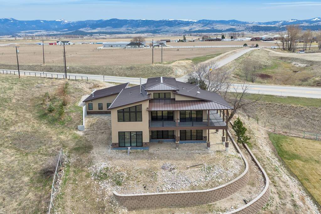 3 Bedroom Single Family Home/House's Image 74
