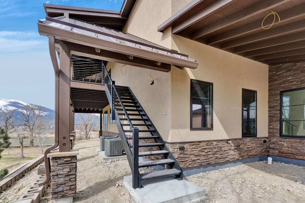 3 Bedroom Single Family Home/House's Image 5
