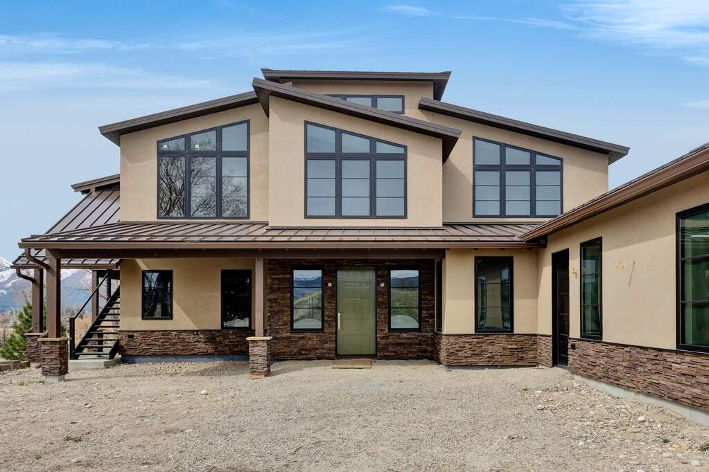 3 Bedroom Single Family Home/House's Image 6