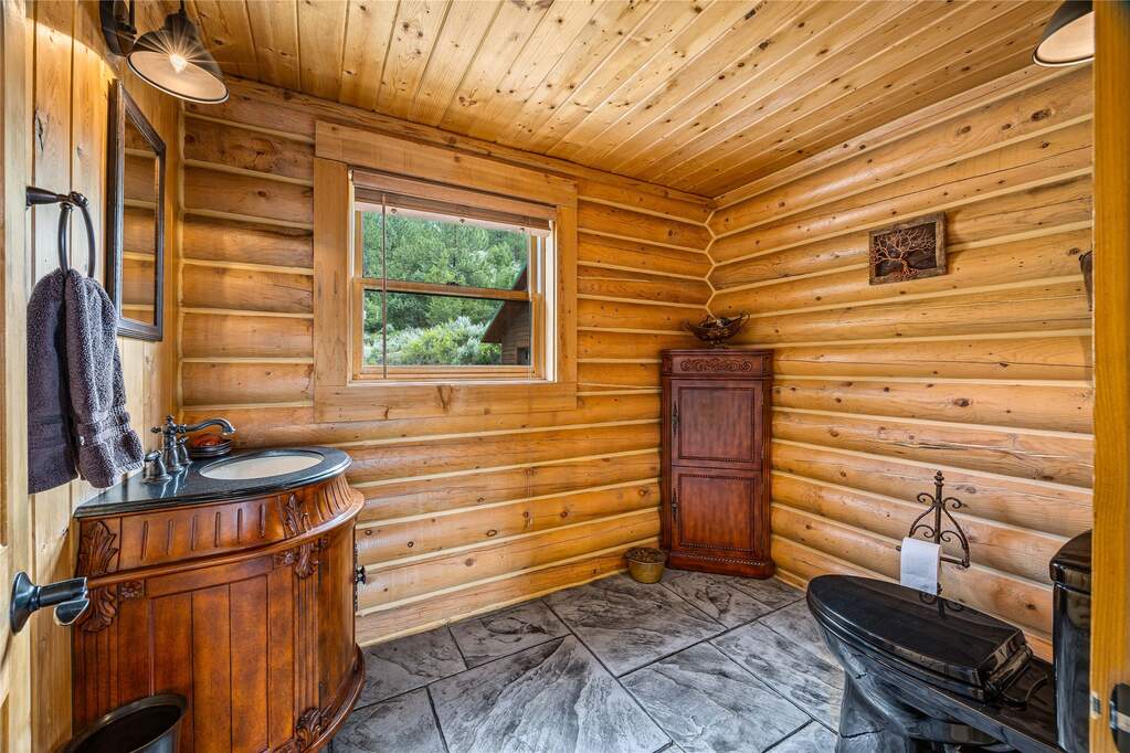3 Bedroom Single Family Home/House's Image 144