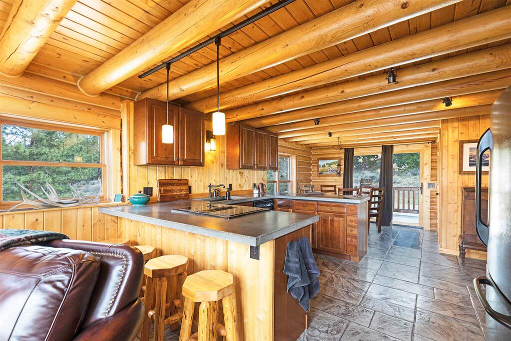 3 Bedroom Single Family Home/House's Image 17