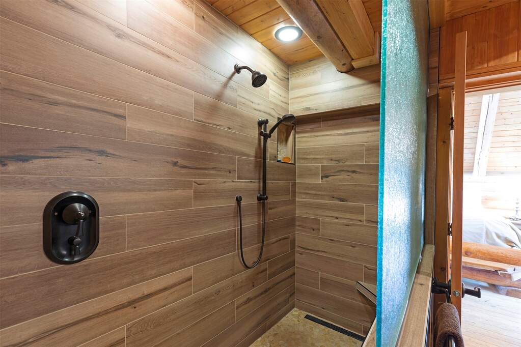 3 Bedroom Single Family Home/House's Image 35