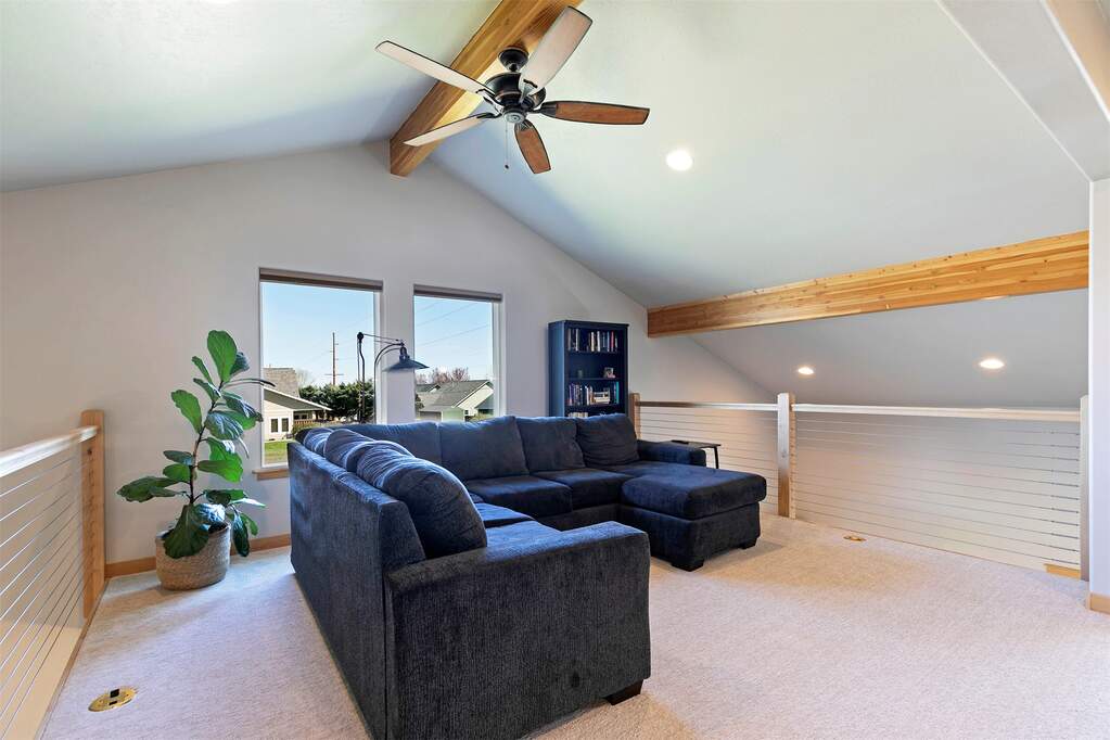 3 Bedroom Villa/Townhouse's Image 21