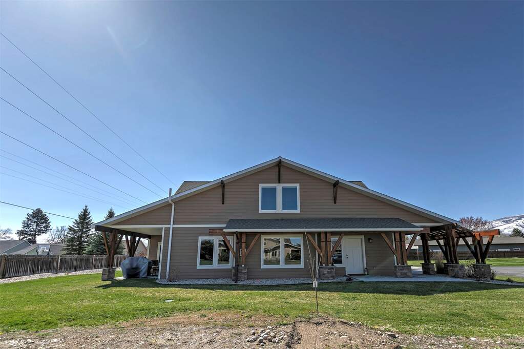 3 Bedroom Villa/Townhouse's Image 34