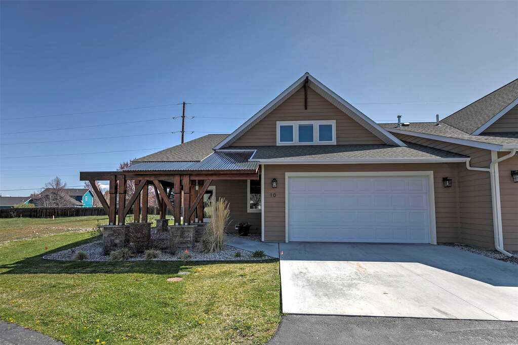 3 Bedroom Villa/Townhouse's Image 35