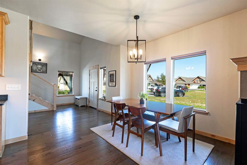 3 Bedroom Villa/Townhouse's Image 4