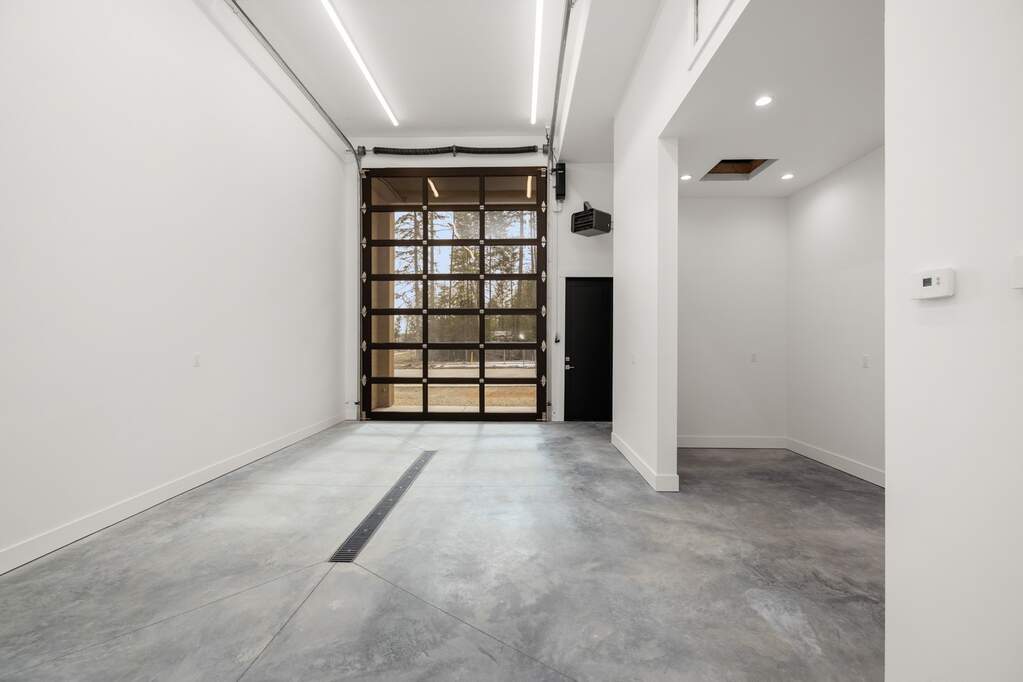 2 Bedroom Villa/Townhouse's Image 35
