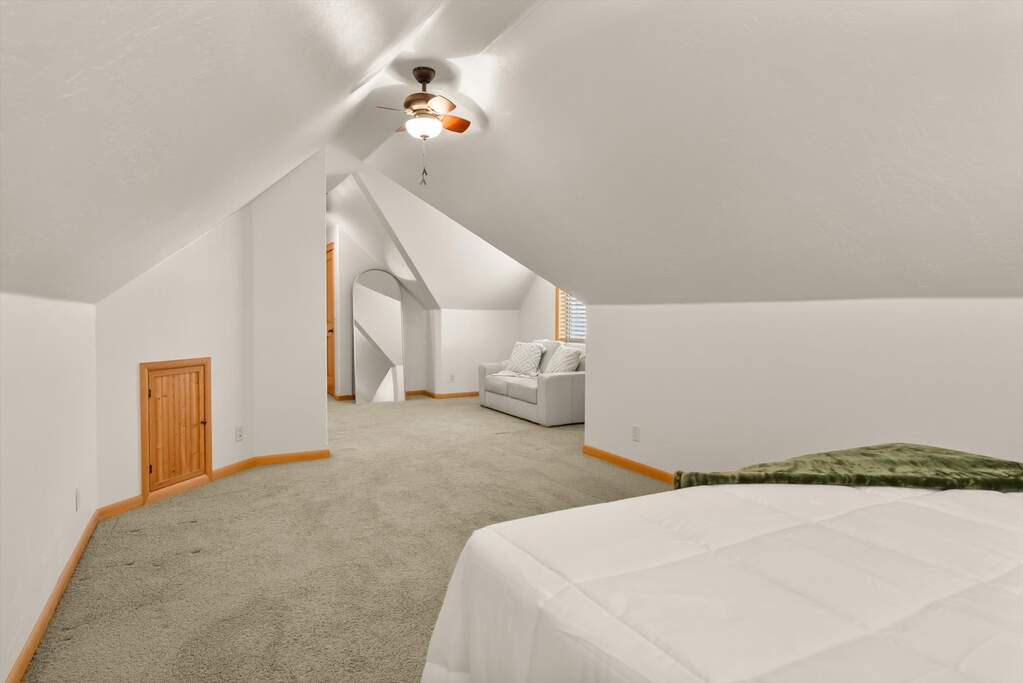 4 Bedroom Single Family Home/House's Image 27