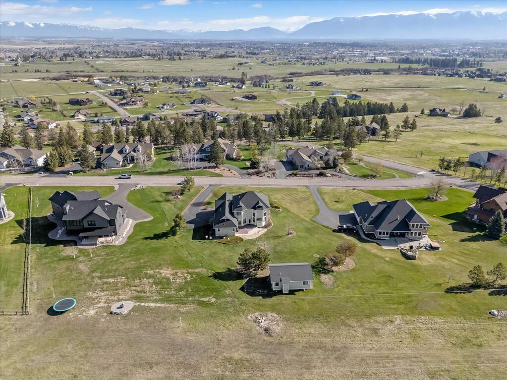 4 Bedroom Single Family Home/House's Image 36