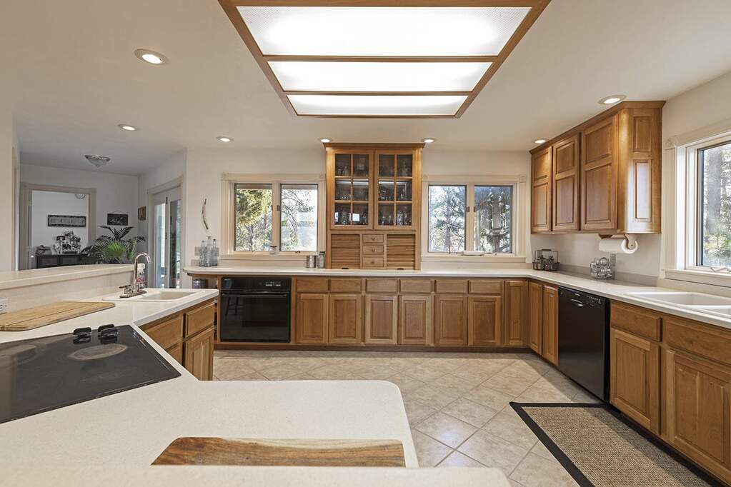 3 Bedroom Single Family Home/House's Image 36