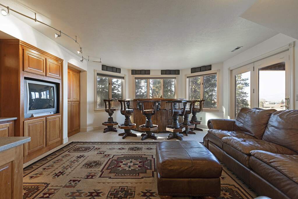 3 Bedroom Single Family Home/House's Image 46