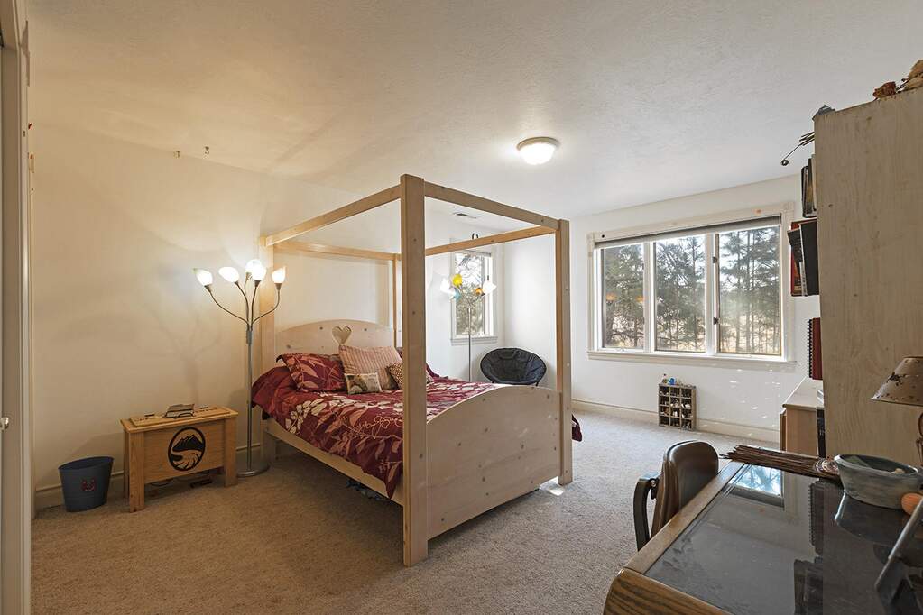 3 Bedroom Single Family Home/House's Image 52