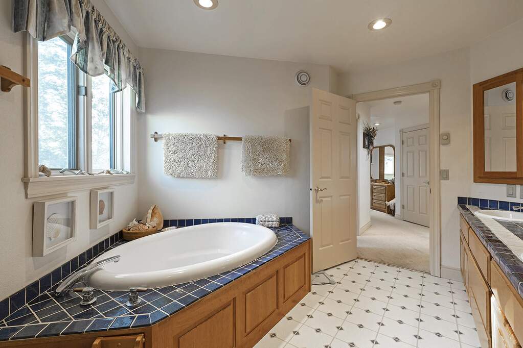 3 Bedroom Single Family Home/House's Image 58