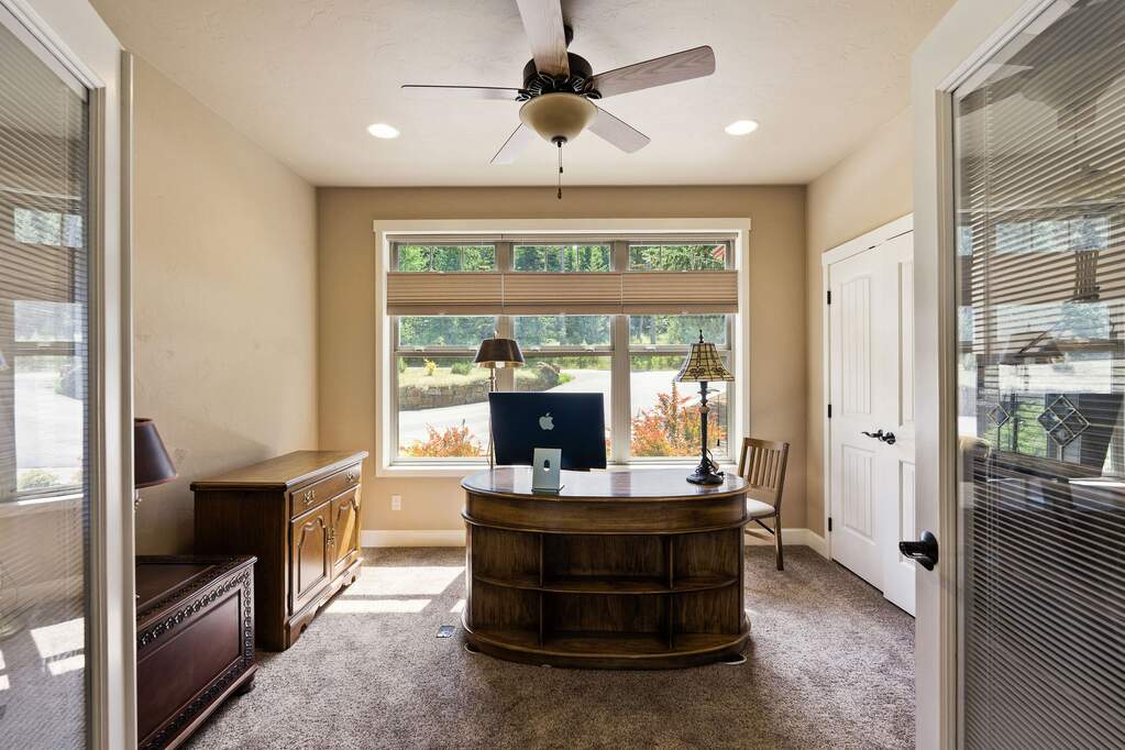 5 Bedroom Single Family Home/House's Image 16