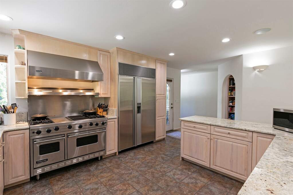 3 Bedroom Single Family Home/House's Image 20