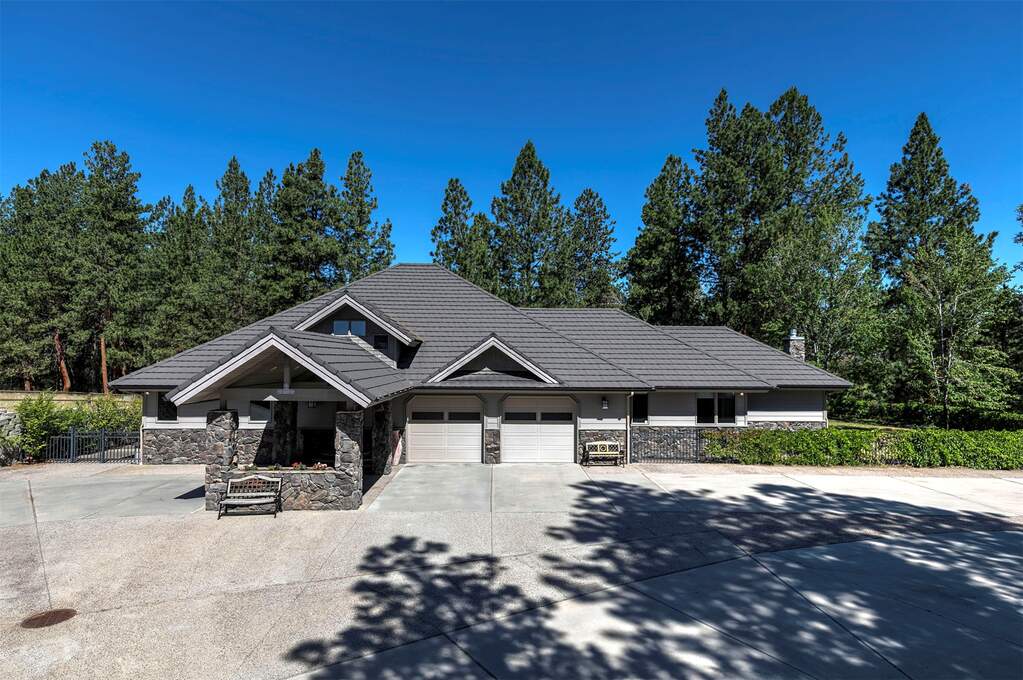 3 Bedroom Single Family Home/House's Image 44