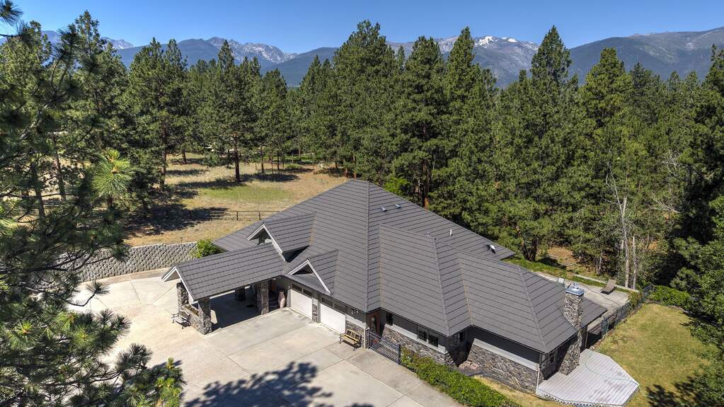 3 Bedroom Single Family Home/House's Image 50