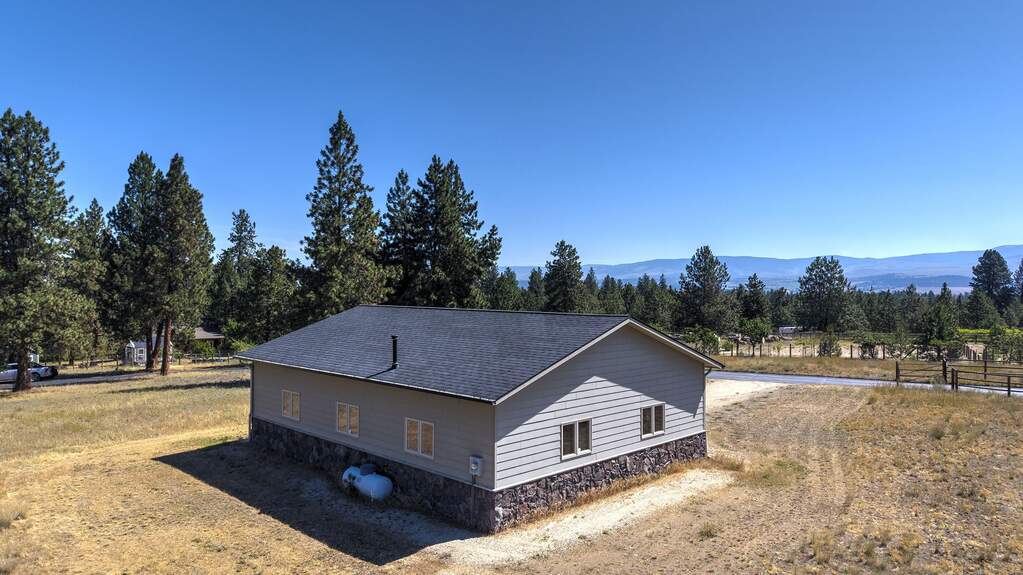 3 Bedroom Single Family Home/House's Image 55