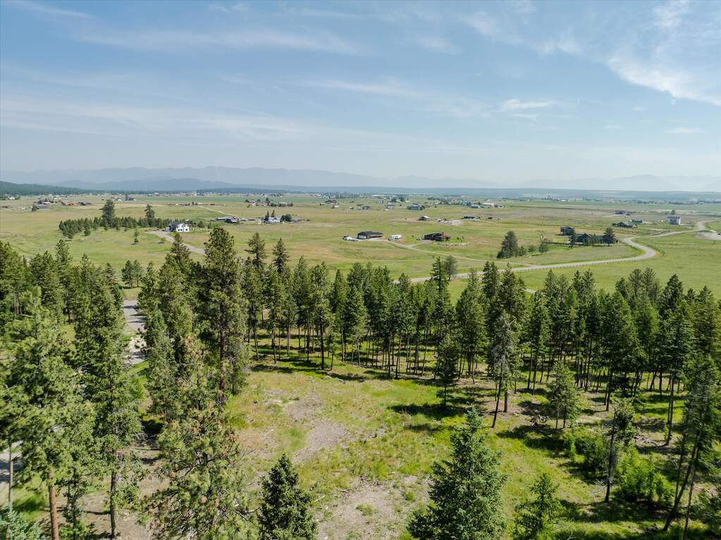 Land/Vacant Land's Image 85