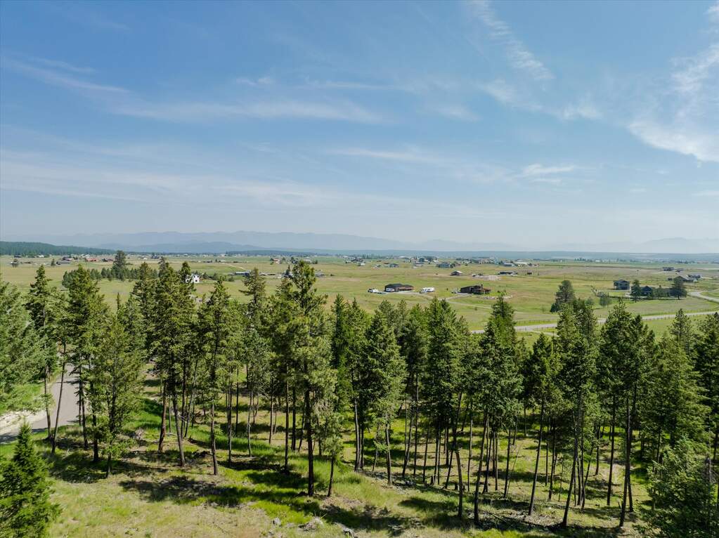 Land/Vacant Land's Image 79