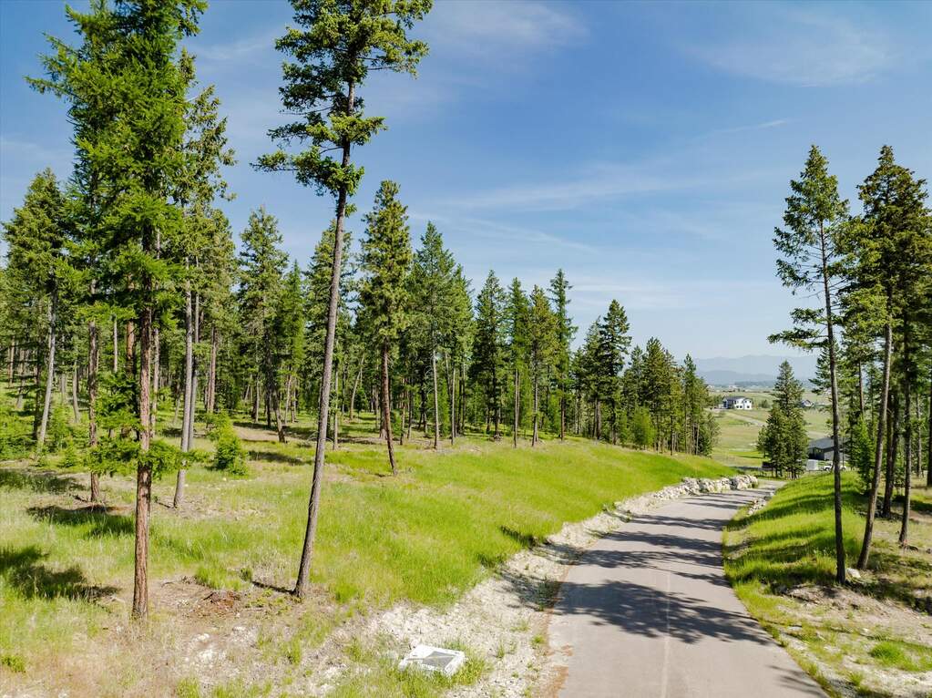 Land/Vacant Land's Image 32