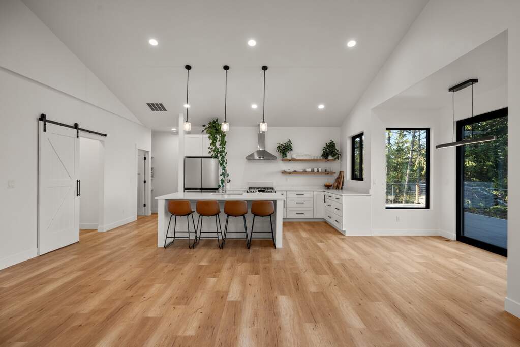 4 Bedroom Single Family Home/House's Image 12