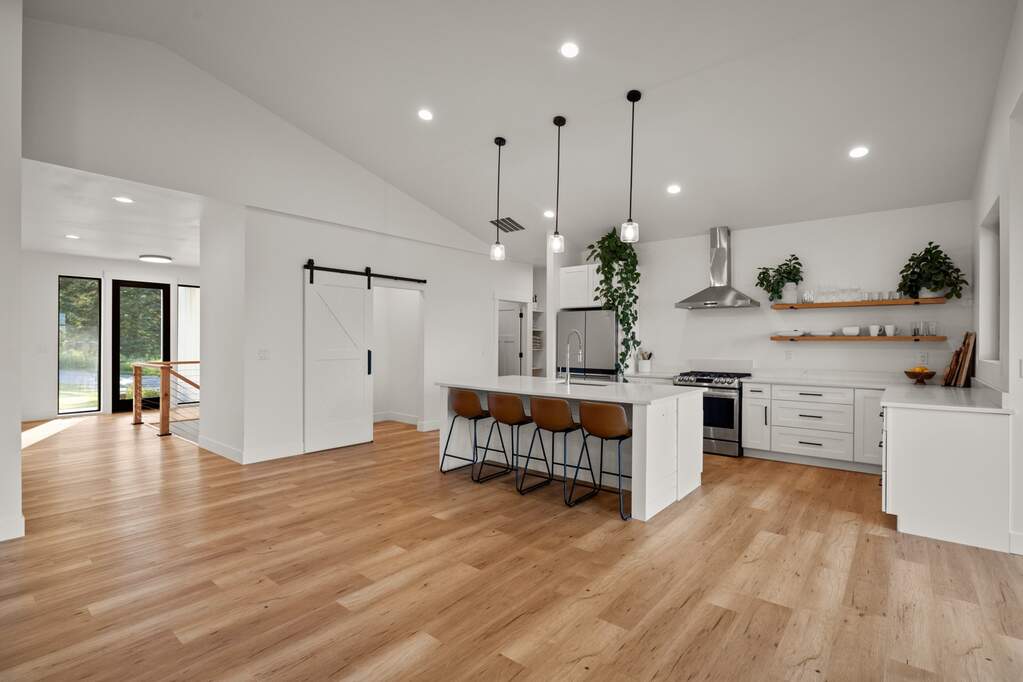 4 Bedroom Single Family Home/House's Image 14