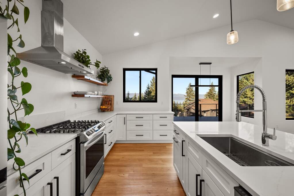 4 Bedroom Single Family Home/House's Image 17