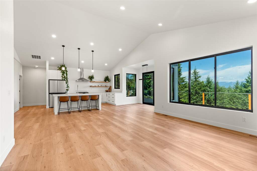 4 Bedroom Single Family Home/House's Image 23