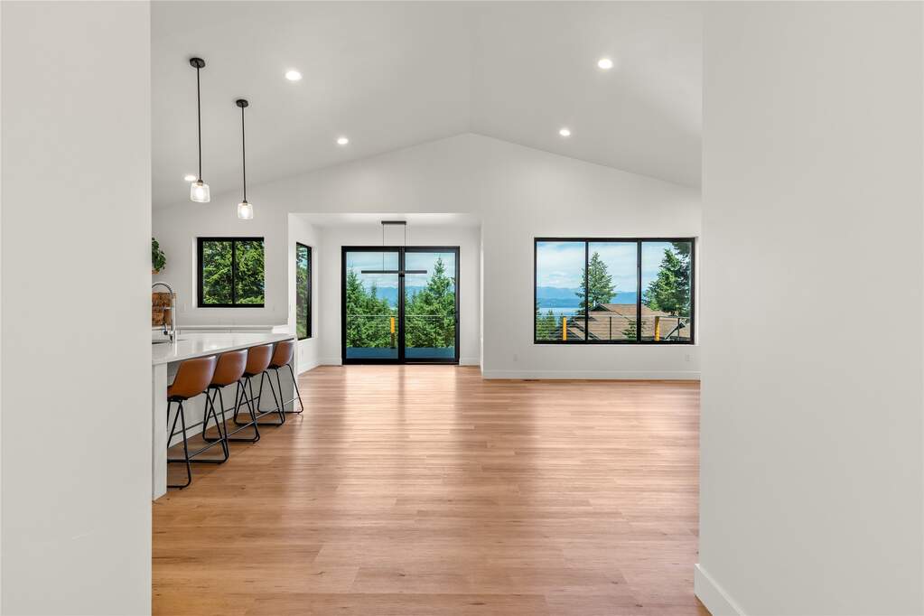 4 Bedroom Single Family Home/House's Image 32