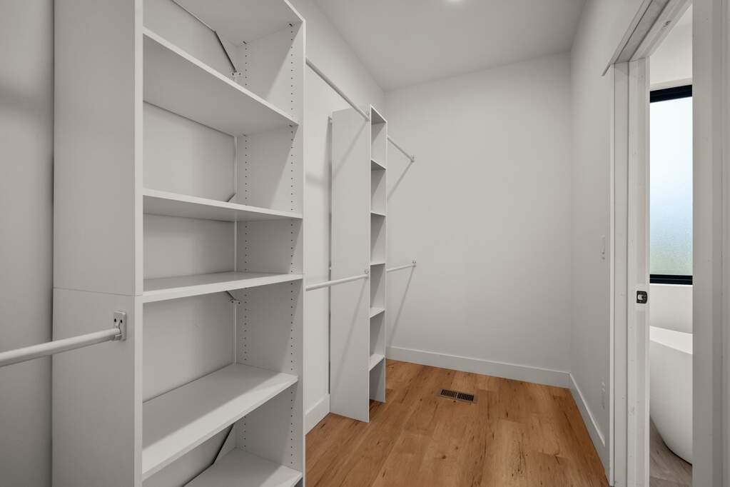 4 Bedroom Single Family Home/House's Image 39