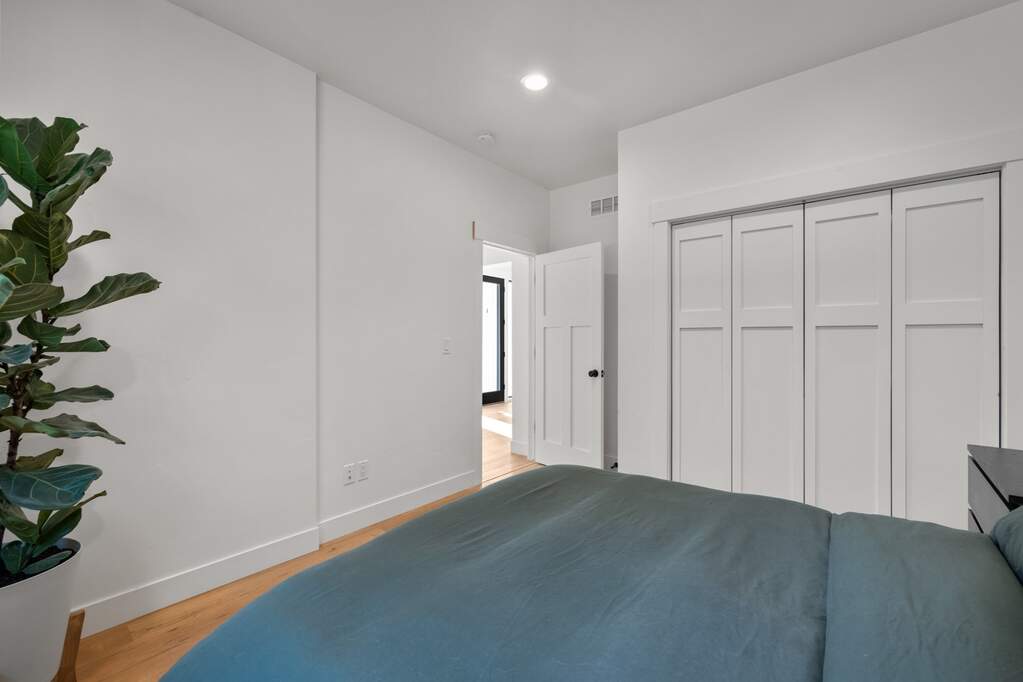 4 Bedroom Single Family Home/House's Image 40