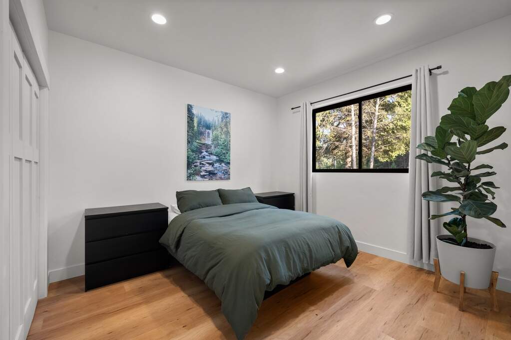 4 Bedroom Single Family Home/House's Image 41