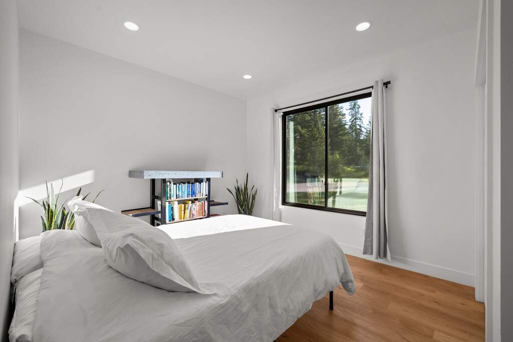 4 Bedroom Single Family Home/House's Image 43