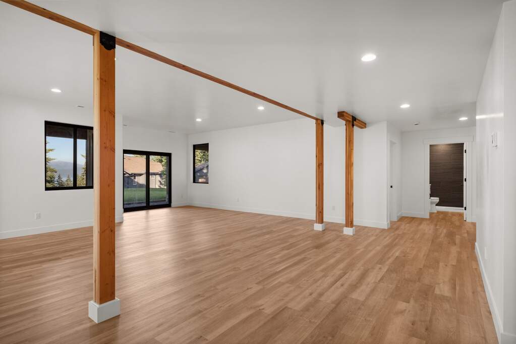 4 Bedroom Single Family Home/House's Image 52